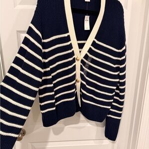 GAP NWT Navy and White Striped Women's Sweater